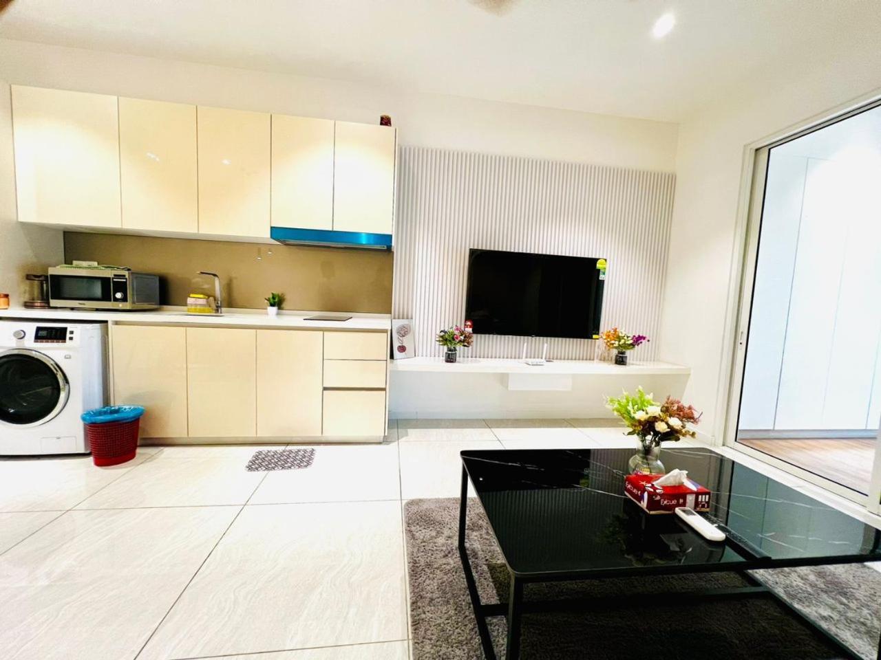 Cozy & Stylish At Quill By Tasrifa Apartemen