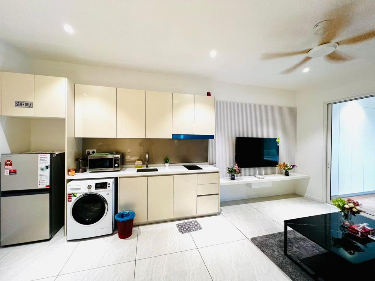 Cozy & Stylish At Quill By Tasrifa Apartemen Kuala Lumpur