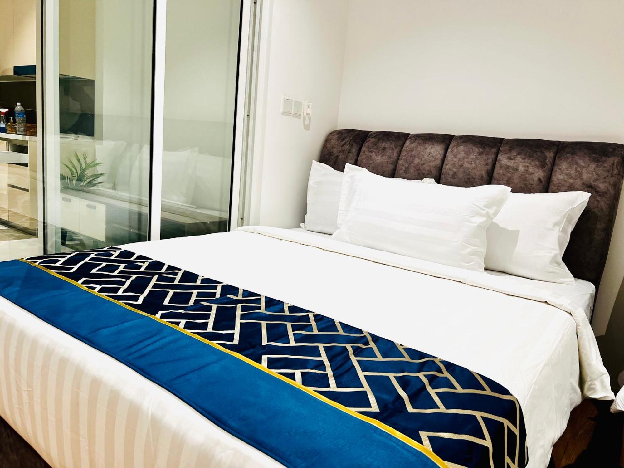 Apartemen Cozy & Stylish At Quill By Tasrifa *