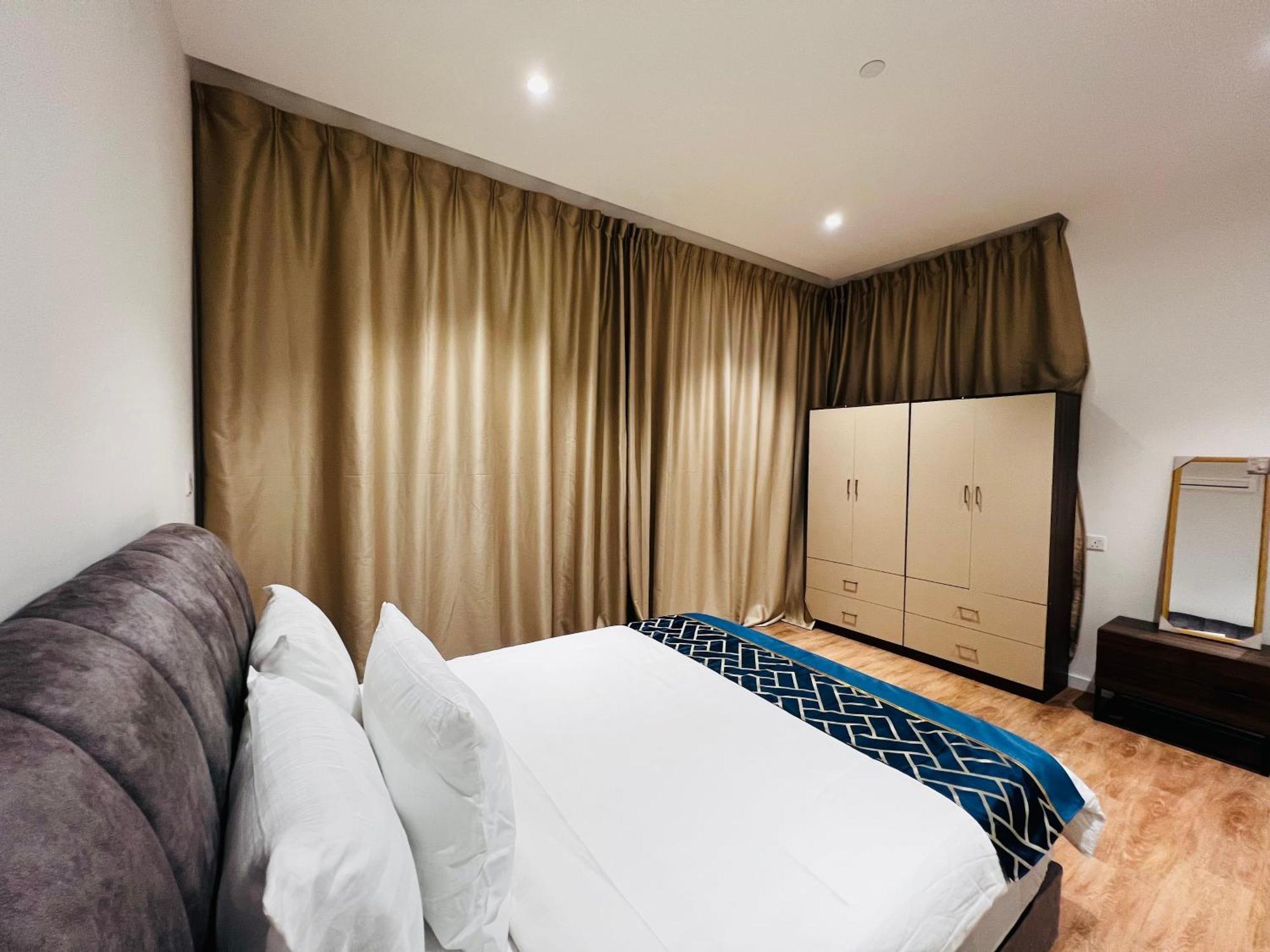 Apartemen Cozy & Stylish At Quill By Tasrifa